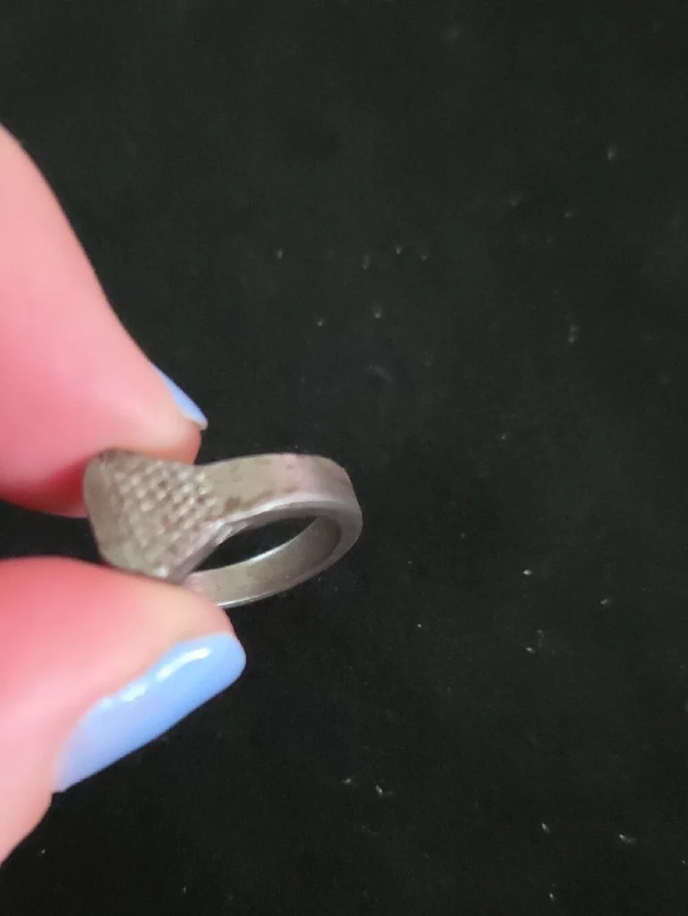 Horseshoe Nail Ring Sz4